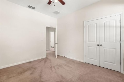 House in Apopka, Florida 4 bedrooms, 212.93 sq.m. № 2208711 - photo 25