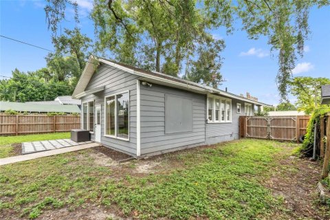 Villa ou maison à vendre à Tampa, Floride: 3 chambres, 107.4 m2 № 2315293 - photo 29