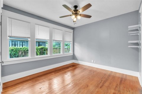 Villa ou maison à vendre à Tampa, Floride: 3 chambres, 107.4 m2 № 2315293 - photo 17