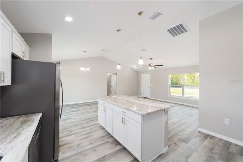 House in Citrus Springs, Florida 3 bedrooms, 137.03 sq.m. № 1626511 - photo 15
