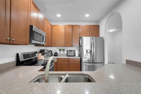 Townhouse in Orlando, Florida 2 bedrooms, 121.14 sq.m. № 2167326 - photo 20