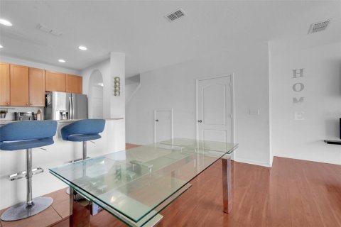 Townhouse in Orlando, Florida 2 bedrooms, 121.14 sq.m. № 2167326 - photo 16