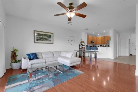 Townhouse in Orlando, Florida 2 bedrooms, 121.14 sq.m. № 2167326 - photo 14