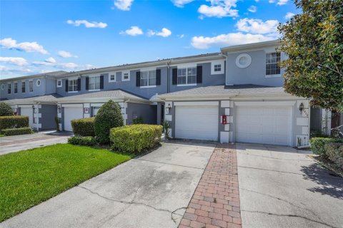 Townhouse in Orlando, Florida 2 bedrooms, 121.14 sq.m. № 2167326 - photo 2