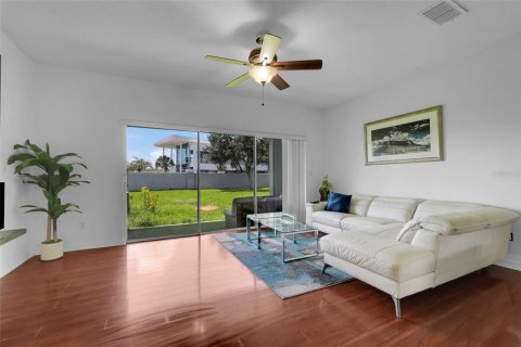 Townhouse in Orlando, Florida 2 bedrooms, 121.14 sq.m. № 2167326 - photo 15