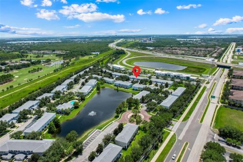 Townhouse in Orlando, Florida 2 bedrooms, 121.14 sq.m. № 2167326 - photo 9