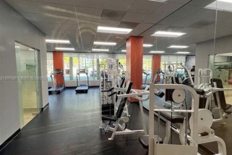 Copropriété à louer à Sunny Isles Beach, Floride: 2 chambres, 139.82 m2 № 1946820 - photo 19