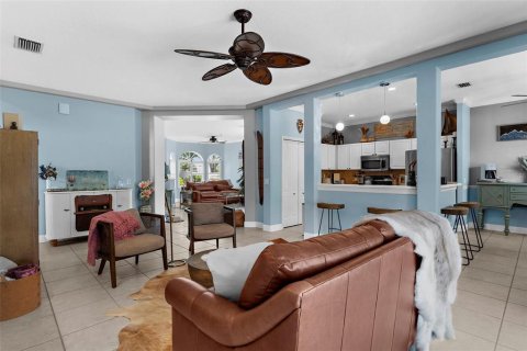 Villa ou maison à louer à Sarasota, Floride: 3 chambres, 178.47 m2 № 1857697 - photo 15