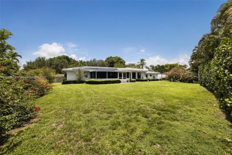 House in Miami Shores, Florida 4 bedrooms, 240.52 sq.m. № 1872205 - photo 28