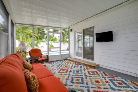 Casa en venta en Seminole, Florida, 3 dormitorios, 151.99 m2 № 1874029 - foto 4