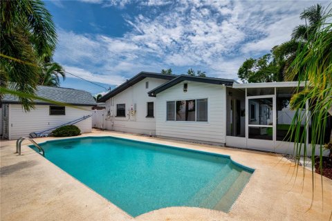 Casa en venta en Seminole, Florida, 3 dormitorios, 151.99 m2 № 1874029 - foto 2