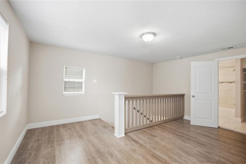 Villa ou maison à louer à Tampa, Floride: 3 chambres, 111.48 m2 № 2386789 - photo 12