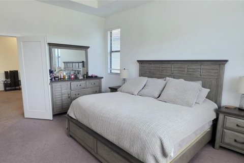 Casa en alquiler en Fort Lauderdale, Florida, 4 dormitorios, 217.76 m2 № 2076572 - foto 27