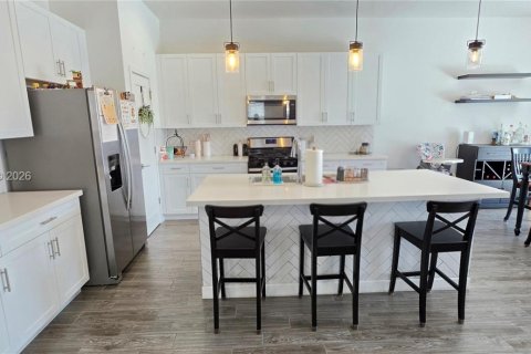 Casa en alquiler en Fort Lauderdale, Florida, 4 dormitorios, 217.76 m2 № 2076572 - foto 9