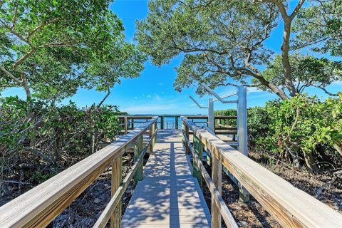 Купить кондоминиум в Брейдентон, Флорида 10 комнат, 172.24м2, № 1848452 - фото 21