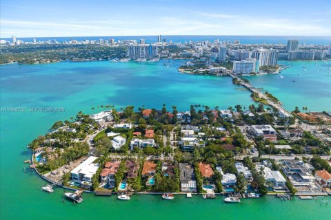 Villa ou maison à vendre à Miami Beach, Floride: 5 chambres, 376.44 m2 № 2019851 - photo 8