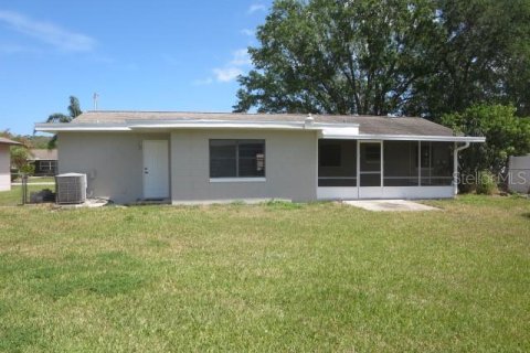 Villa ou maison à vendre à South Daytona, Floride: 3 chambres, 108.51 m2 № 1613937 - photo 4