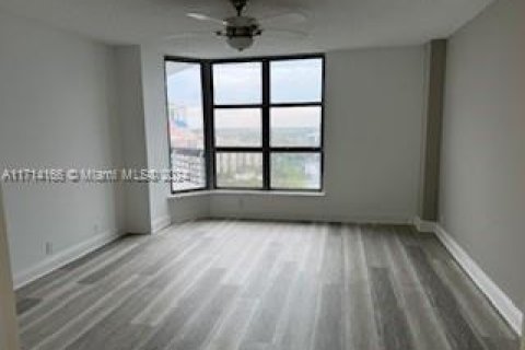 Condo in Aventura, Florida, 2 bedrooms  № 1694643 - photo 5