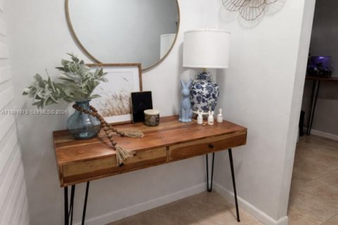 Casa en venta en Plantation, Florida, 2 dormitorios, 98.66 m2 № 2043237 - foto 2