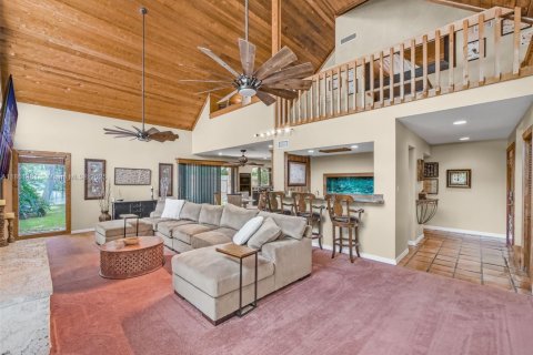 Купить виллу или дом в Палм Сити, Флорида 3 спальни, 210.24м2, № 1981147 - фото 5