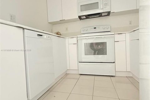 Adosado en venta en Cutler Bay, Florida, 3 dormitorios, 114.18 m2 № 1896197 - foto 9