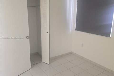 Adosado en venta en Cutler Bay, Florida, 3 dormitorios, 114.18 m2 № 1896197 - foto 18