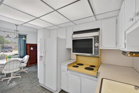 Copropriété à vendre à Seminole, Floride: 2 chambres, 81.2 m2 № 2123034 - photo 8