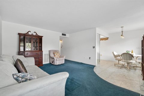 Copropriété à vendre à Seminole, Floride: 2 chambres, 81.2 m2 № 2123034 - photo 11