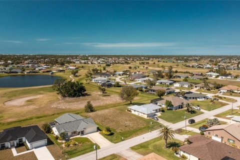 Terreno en venta en Rotonda, Florida № 1724437 - foto 13