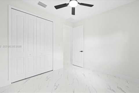 Casa en venta en Lehigh Acres, Florida, 3 dormitorios № 2056016 - foto 24