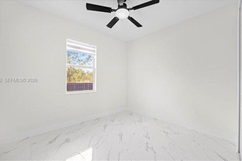 Casa en venta en Lehigh Acres, Florida, 3 dormitorios № 2056016 - foto 22