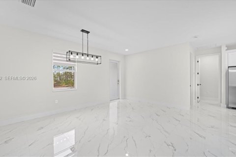 Casa en venta en Lehigh Acres, Florida, 3 dormitorios № 2056016 - foto 25