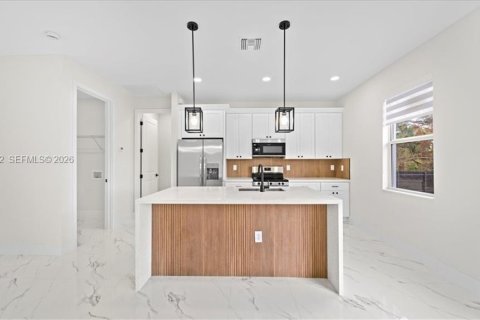 Casa en venta en Lehigh Acres, Florida, 3 dormitorios № 2056016 - foto 18