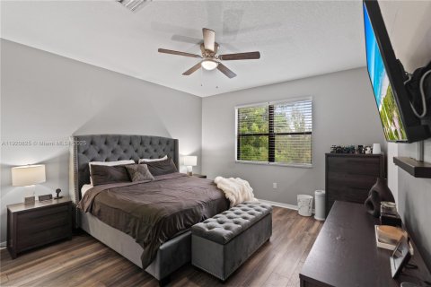 Villa ou maison à vendre à Miramar, Floride: 4 chambres, 193.24 m2 № 1975255 - photo 28