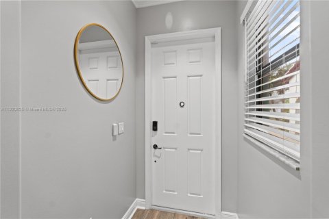 Villa ou maison à vendre à Miramar, Floride: 4 chambres, 193.24 m2 № 1975255 - photo 5