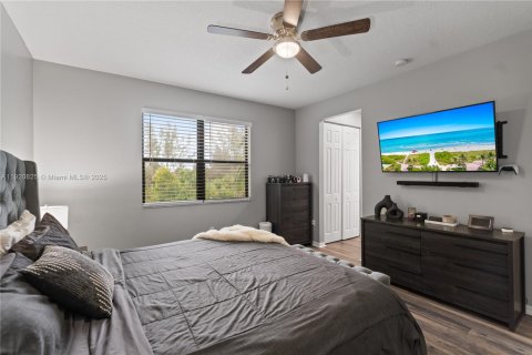 Villa ou maison à vendre à Miramar, Floride: 4 chambres, 193.24 m2 № 1975255 - photo 29