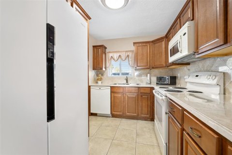 Copropriété à vendre à Daytona Beach, Floride: 2 chambres, 79.9 m2 № 1545798 - photo 10