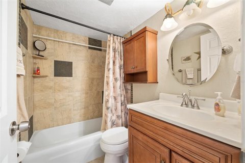 Copropriété à vendre à Daytona Beach, Floride: 2 chambres, 79.9 m2 № 1545798 - photo 12