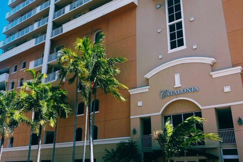 Copropriété à louer à Miami, Floride: 2 chambres, 120.4 m2 № 2013762 - photo 4