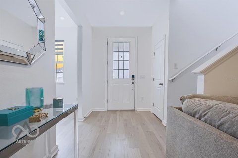 Villa ou maison à vendre à Orlando, Floride: 3 chambres, 194.17 m2 № 2422736 - photo 3
