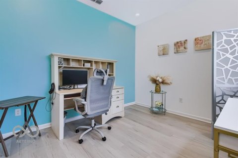 Villa ou maison à vendre à Orlando, Floride: 3 chambres, 194.17 m2 № 2422736 - photo 6