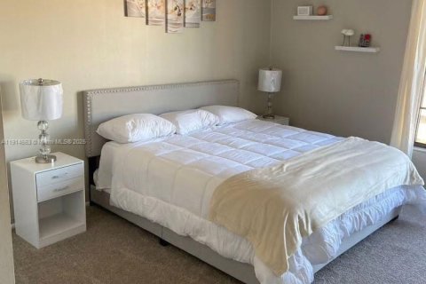 Copropriété à louer à Orlando, Floride: 2 chambres, 104.79 m2 № 1970123 - photo 12