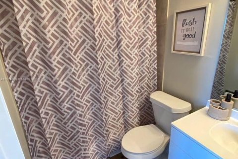 Copropriété à louer à Orlando, Floride: 2 chambres, 104.79 m2 № 1970123 - photo 13