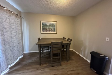 Copropriété à louer à Orlando, Floride: 2 chambres, 104.79 m2 № 1970123 - photo 11