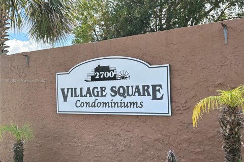 Copropriété à louer à Orlando, Floride: 2 chambres, 104.79 m2 № 1970123 - photo 1