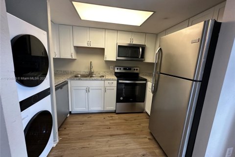 Copropriété à louer à Orlando, Floride: 2 chambres, 104.79 m2 № 1970123 - photo 9