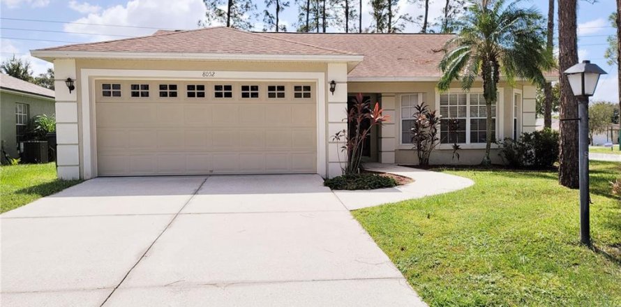 House in Lakeland, Florida 3 bedrooms, 142.88 sq.m. № 1528736