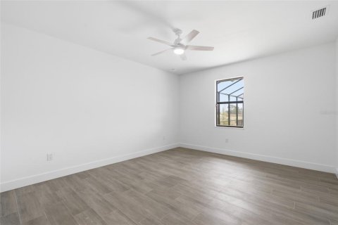 Villa ou maison à vendre à Cape Coral, Floride: 4 chambres, 153.94 m2 № 2398684 - photo 14