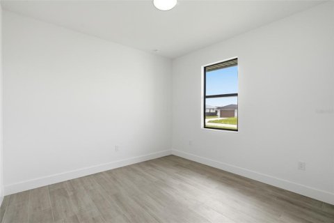 Villa ou maison à vendre à Cape Coral, Floride: 4 chambres, 153.94 m2 № 2398684 - photo 20