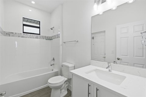 Villa ou maison à vendre à Cape Coral, Floride: 4 chambres, 153.94 m2 № 2398684 - photo 26